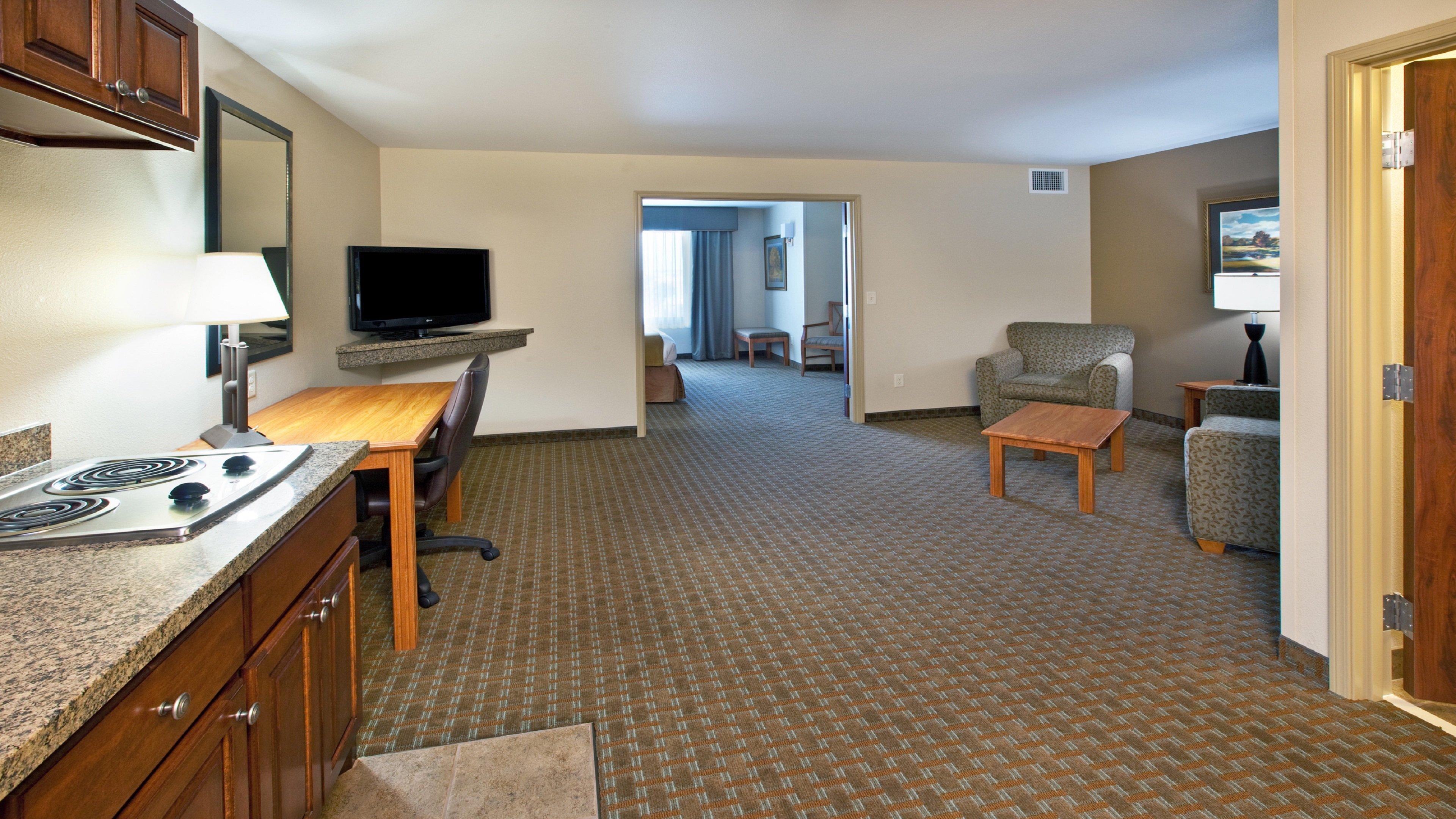 Holiday Inn Express & Suites Sioux Falls Southwest By Ihg Exterior photo