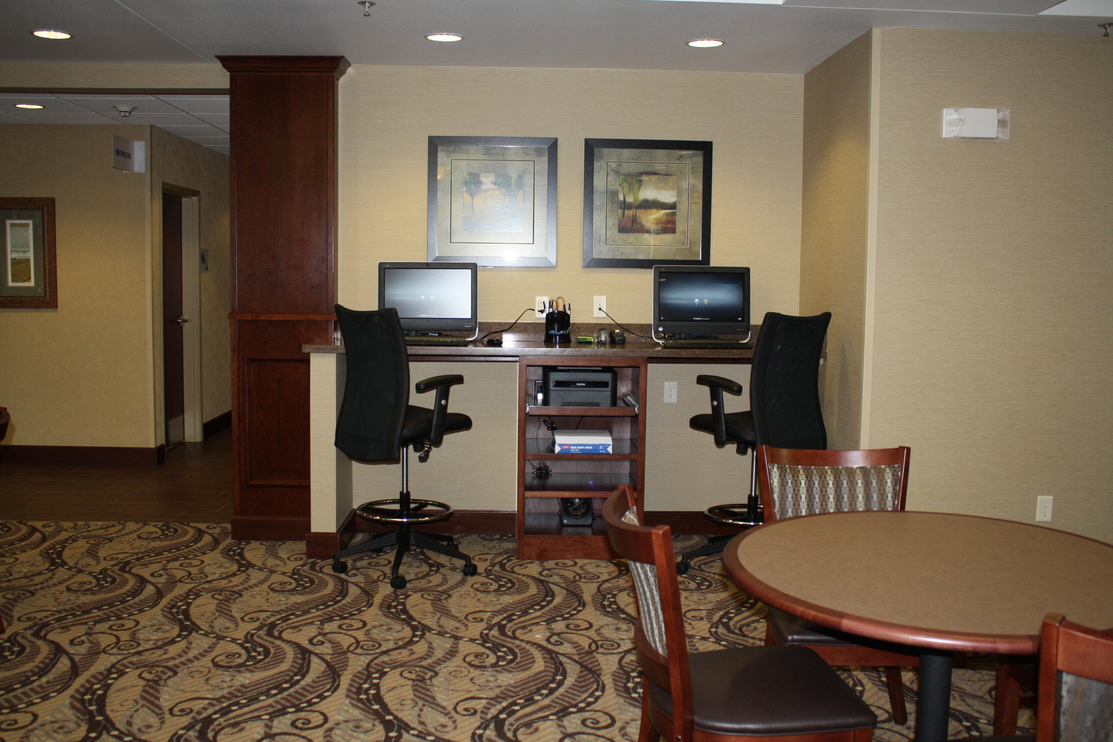 Holiday Inn Express & Suites Sioux Falls Southwest By Ihg Facilities photo