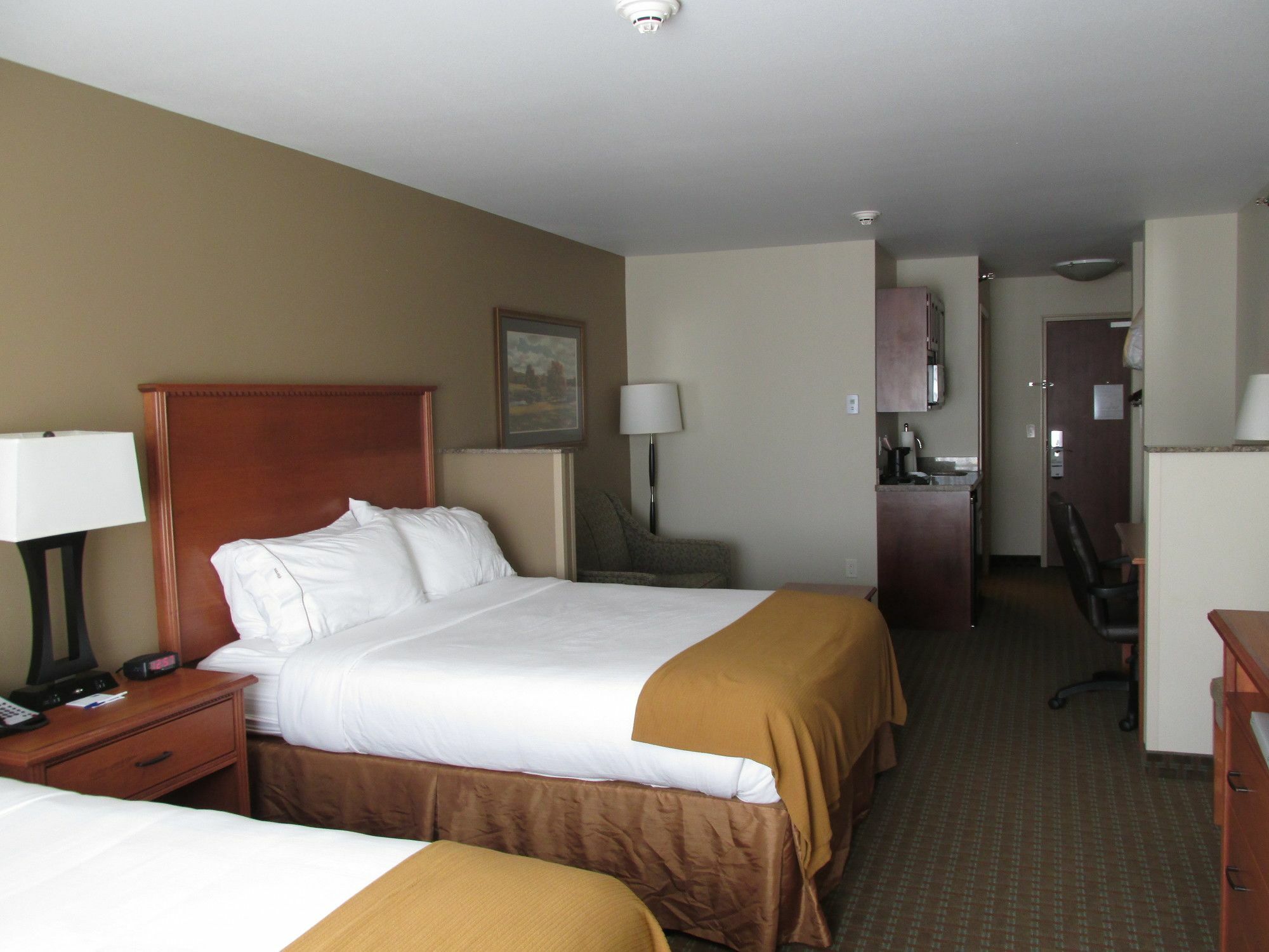 Holiday Inn Express & Suites Sioux Falls Southwest By Ihg Exterior photo